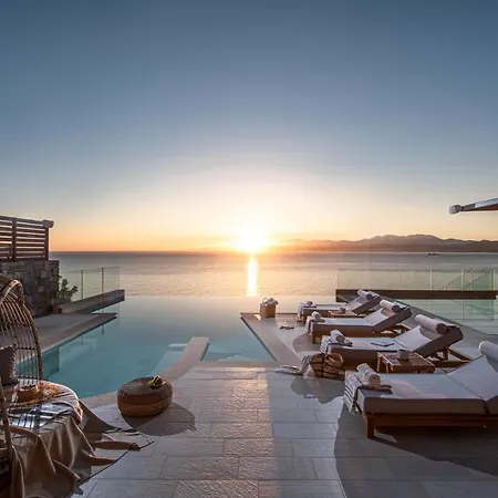 Lady Sea 6 Bedroom With Heated Pool & Private Access Vila Palaiokastro (Crete)