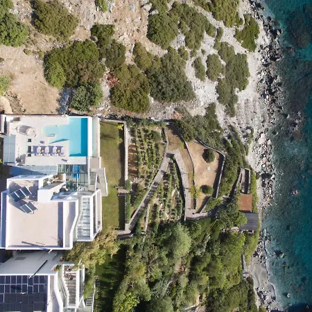 Lady Sea 6 Bedroom With Heated Pool & Private Access Vilă Palaiokastro (Crete)